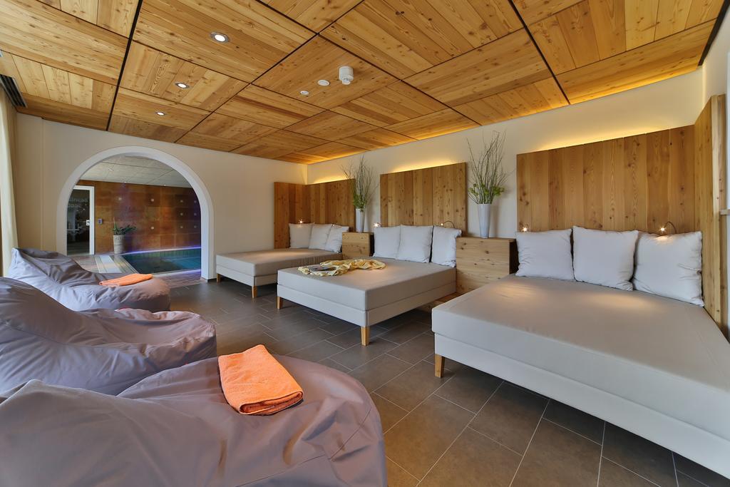 Zedernhof Gesundheits- & Wellnesshotel Stamsried Extérieur photo