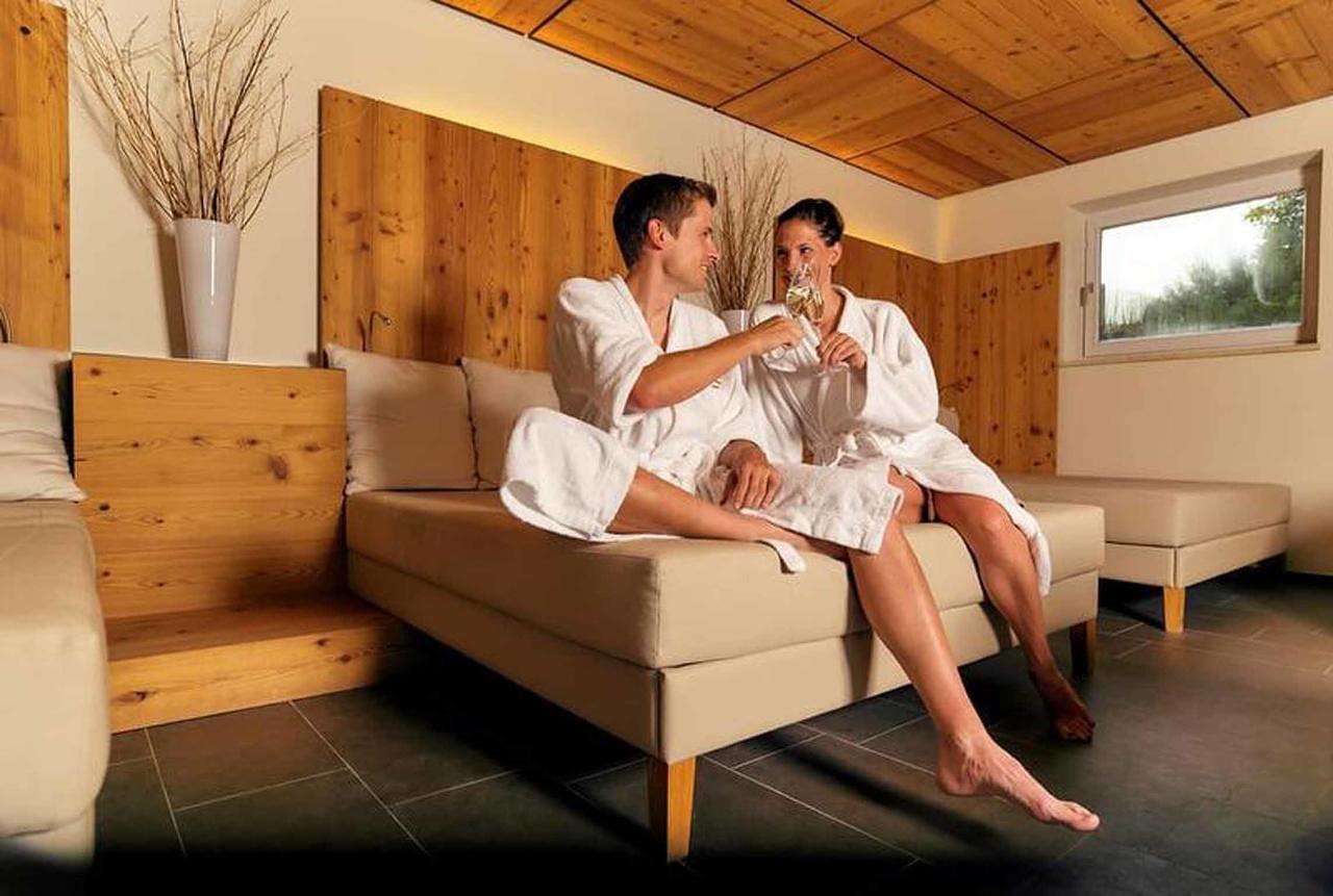 Zedernhof Gesundheits- & Wellnesshotel Stamsried Extérieur photo