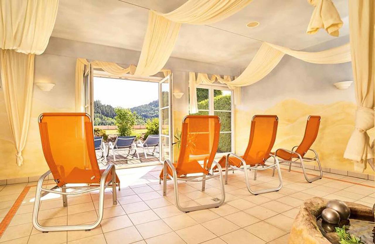 Zedernhof Gesundheits- & Wellnesshotel Stamsried Extérieur photo